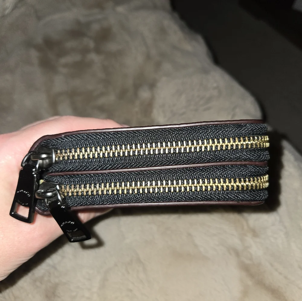 NWOT Coach Black Vintage Huge Leather Men's Zip Wallet